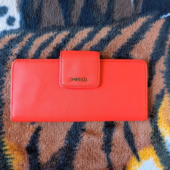 Fossil Wallet - Picture 1 of 3